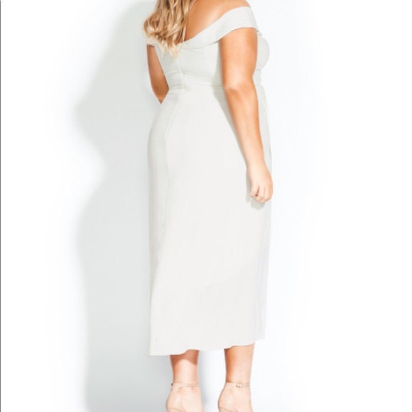 City Chic Rippled Love dress in Ivory - Picture 3 of 5